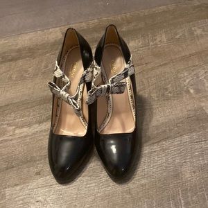 Gucci Women’s Authentic Nimue Snakeskin & Leather Mary Jane Pump